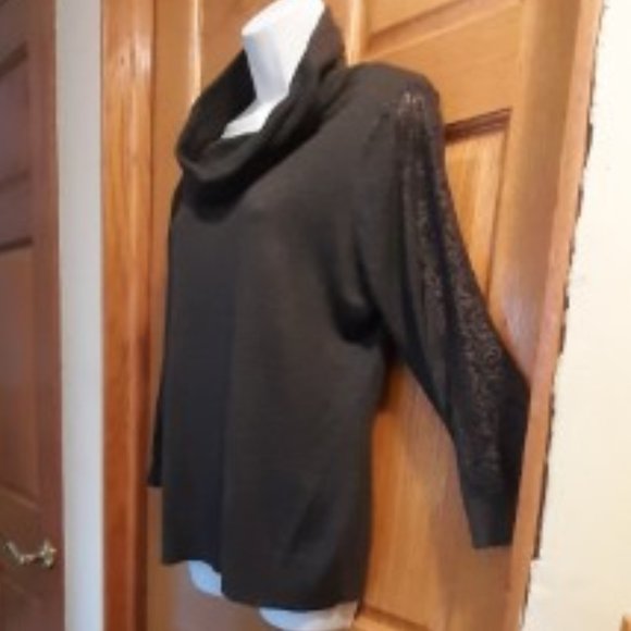 Gray Sweater - Picture 2 of 8